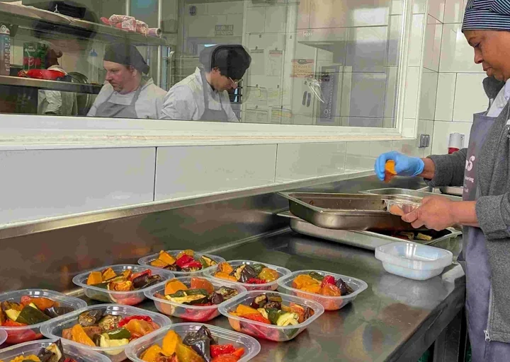 La Economía Solidaria de Cáritas mejora la tasa de inserción con casi 15.000 personas con empleo