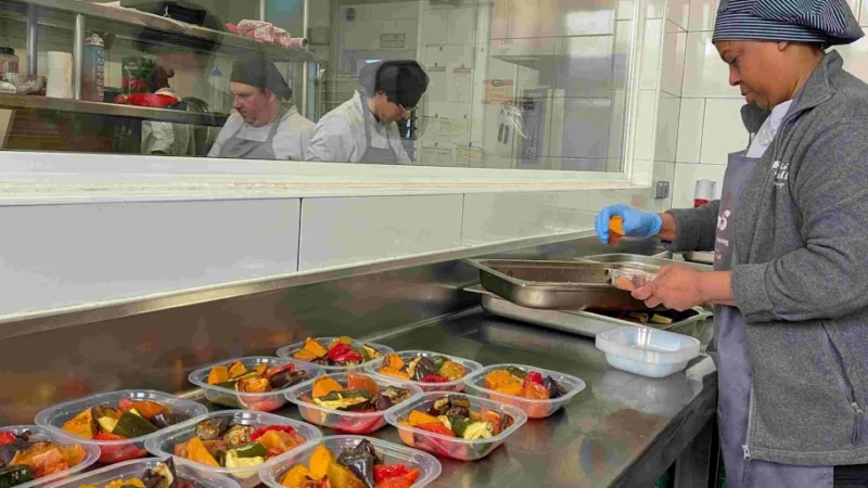 La Economía Solidaria de Cáritas mejora la tasa de inserción con casi 15.000 personas con empleo