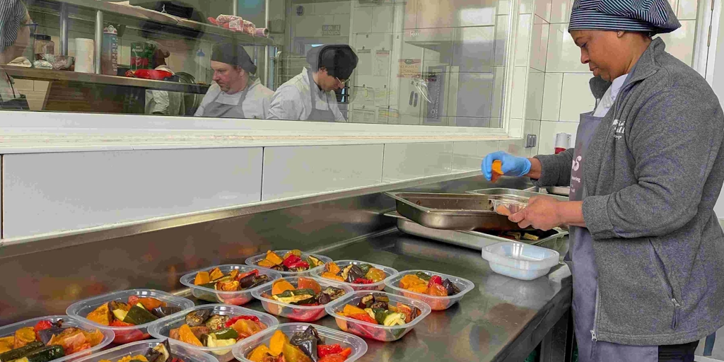 La Economía Solidaria de Cáritas mejora la tasa de inserción con casi 15.000 personas con empleo