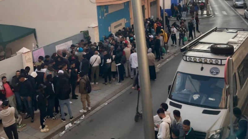 Almería Acoge denuncia la falta de disposición de las administraciones para atender las solicitudes de la regularización extraordinaria