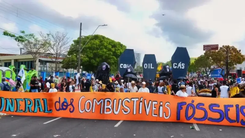 La conferencia de Santa Marta impulsa un acuerdo global para acelerar el fin del petróleo, el gas y el carbón