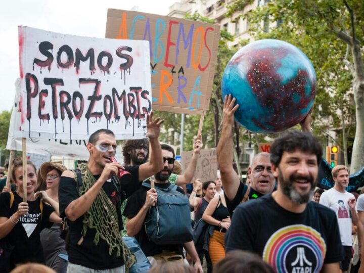Reducir la capacidad de la ciudadanía para protestar amenaza la conservación de la naturaleza y la sostenibilidad ambiental