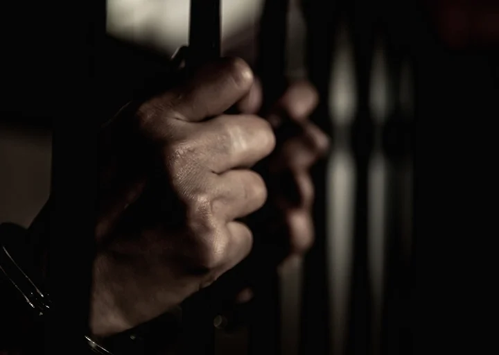 El Constitucional tendrá que estudiar por primera vez la eficacia jurídica de los dictámenes de la ONU tras admitir un recurso sobre torturas