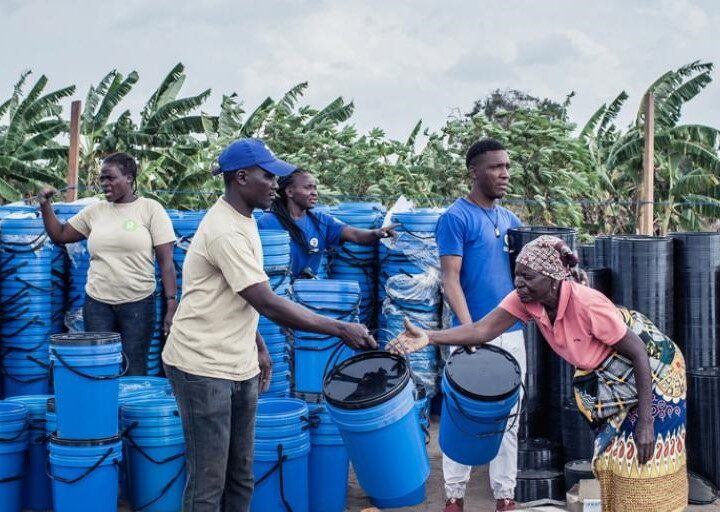 Los recortes de la ayuda internacional caen un 23% en 2025 y “podrían costar cientos de miles de vidas”