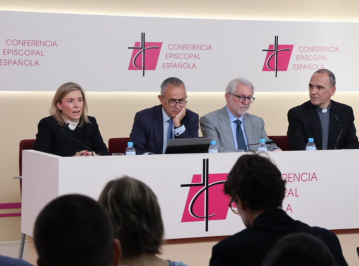 Sin agenda confirmada, el viaje del Papa a España se explica en clave económica y organizativa