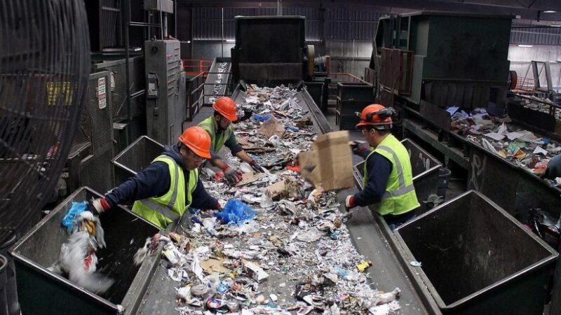 El trabajo precario y mal organizado enferma y mata: más de 840.000 personas trabajadoras mueren cada año por riesgos psicosociales