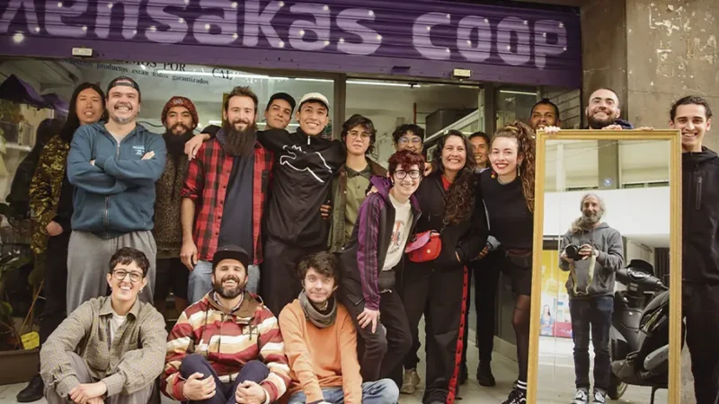 Mensakas, más que repartidoras, una comunidad