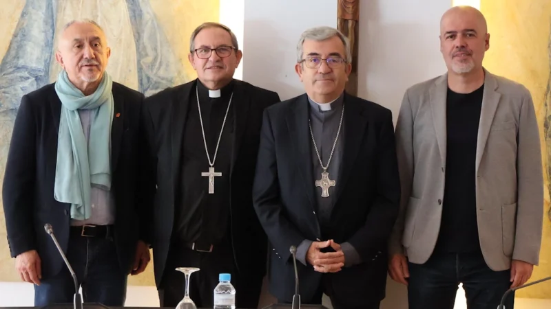 El encuentro entre entre obispos y sindicatos abre la colaboración en defensa del trabajo decente y justicia social