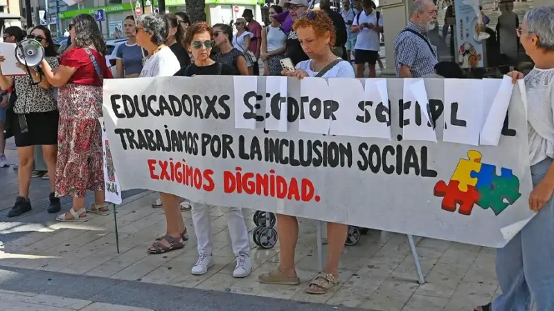 El abandono estructural de los servicios sociales en Valencia favorece una nueva agresión a una educadora