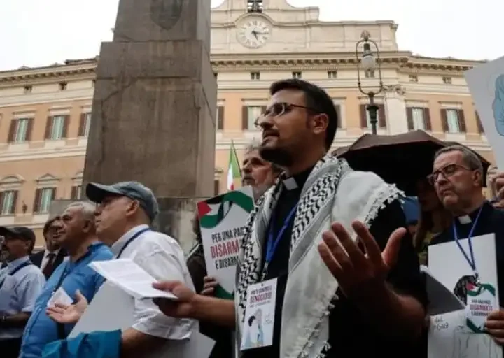 Sacerdotes contra el genocido pide la liberacion de los activistas secuestrados por el Estado de Israel