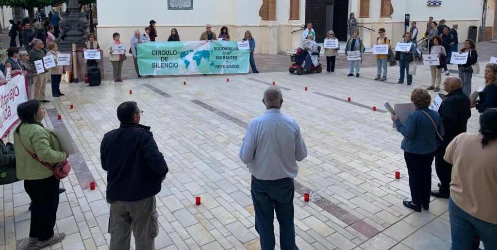 El Círculo de Silencio de Huelva denuncia la explotación laboral de personas trabajadoras migrantes