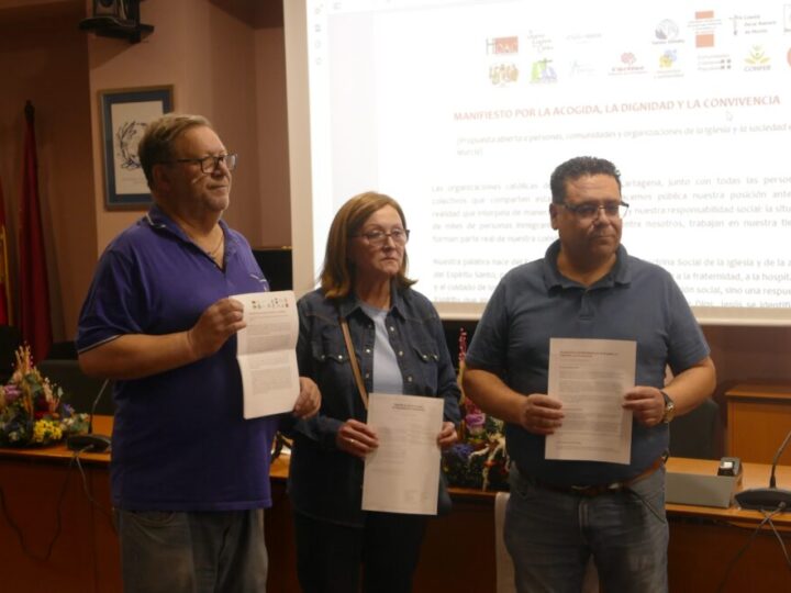 De la “prioridad nacional” a la “opción preferencial por los pobres”: organizaciones católicas de Murcia llaman a frenar la xenofobia