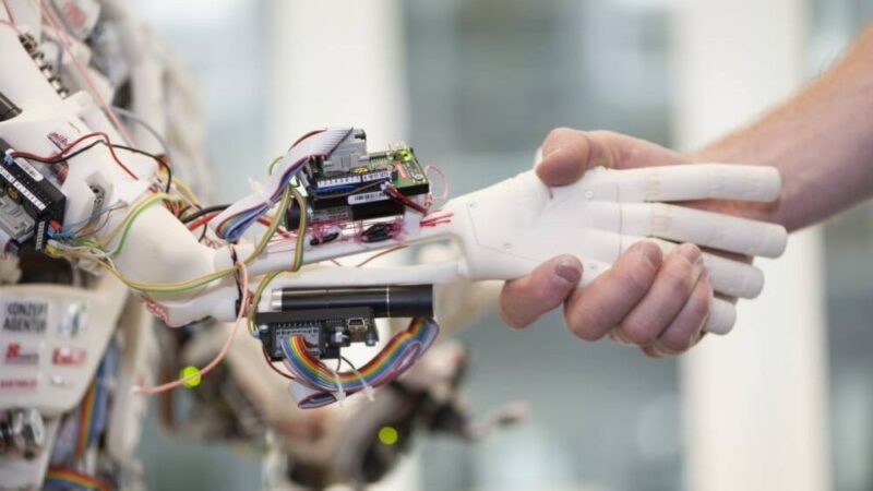 De la cuestión obrera a la inteligencia artificial: la Doctrina Social de la Iglesia relee las “cosas nuevas” del siglo XXI