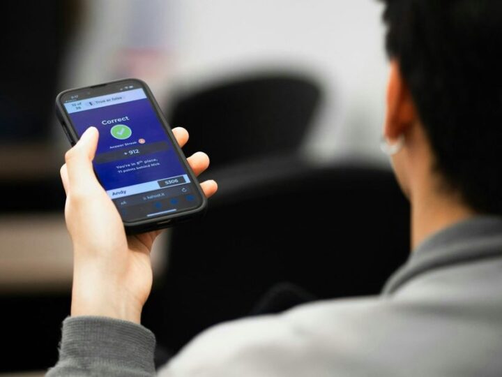¿Por qué Europa quiere sacar WhatsApp de los despachos oficiales?