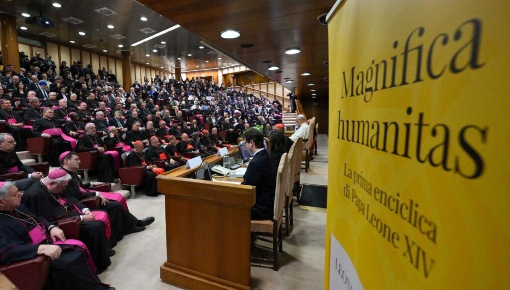 “Magnifica humanitas”: una vista panorámica
