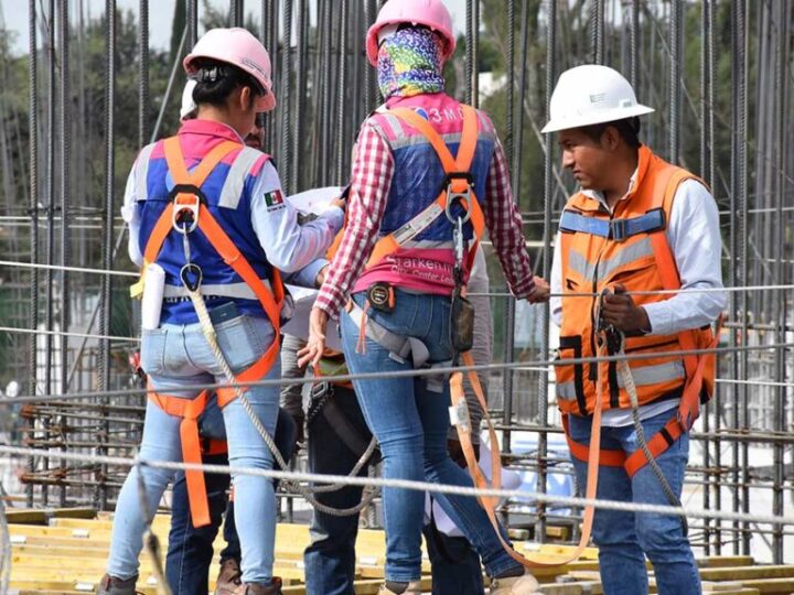 El empleo mejora con más derechos, pero la precariedad sigue marcando la vida de las personas trabajadoras