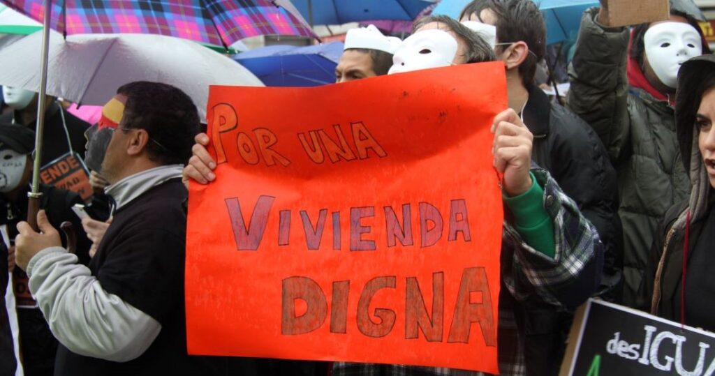 La vivienda, la inflación y la precariedad laboral agravan la pobreza, según Cáritas
