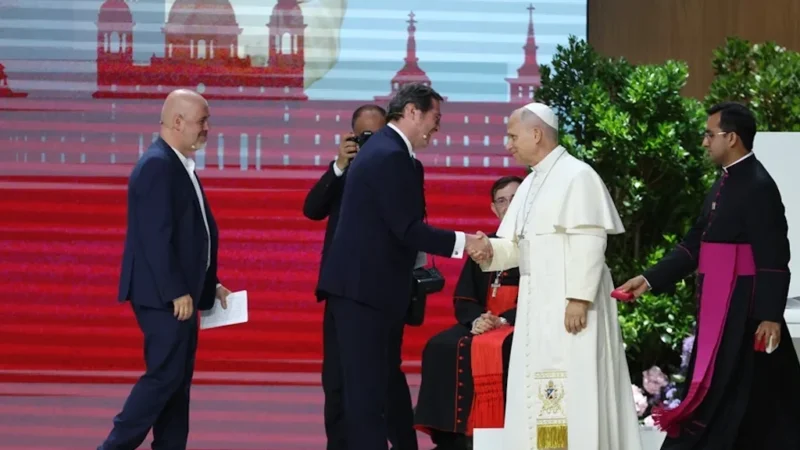 Los agentes sociales apuestan por un nuevo contrato social en el encuentro con el Papa León XIV