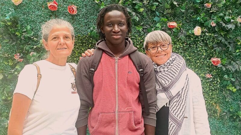 Ousmane vuelve a Arguineguín: del muelle donde llegó en patera al encuentro con León XIV