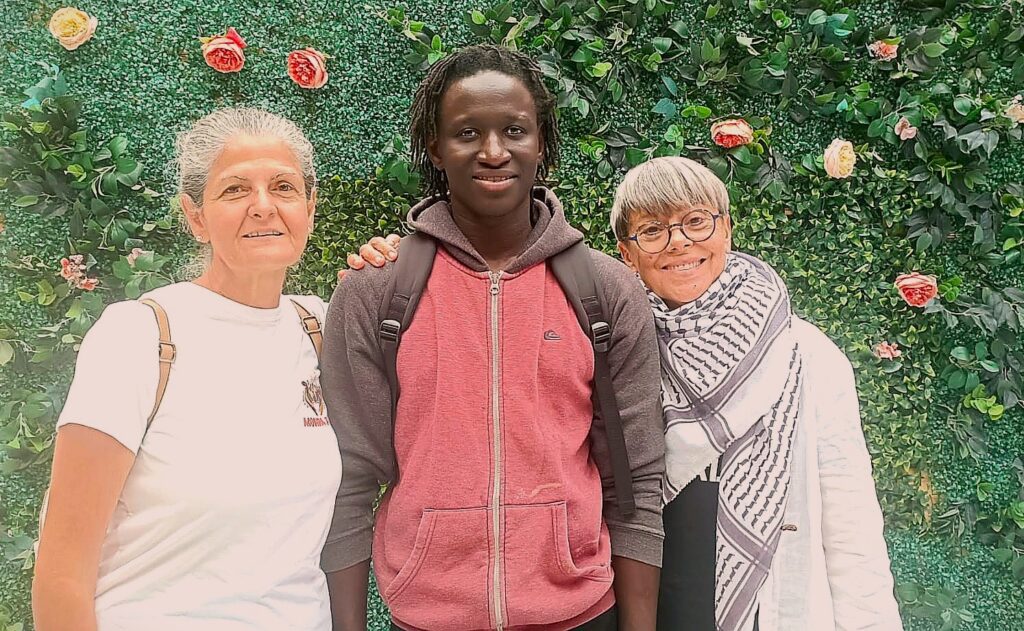 Ousmane vuelve a Arguineguín: del muelle donde llegó en patera al encuentro con León XIV