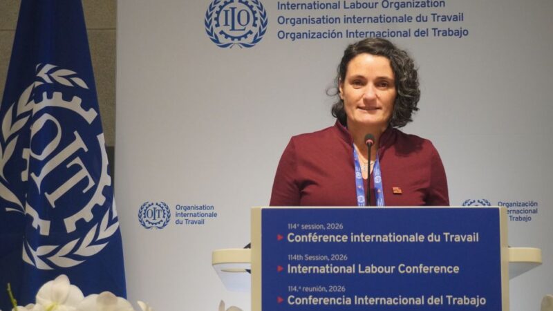 Laura Alfers (WIEGO) en la OIT: La inteligencia artificial no será justa sin la voz de las personas trabajadoras invisibilizadas