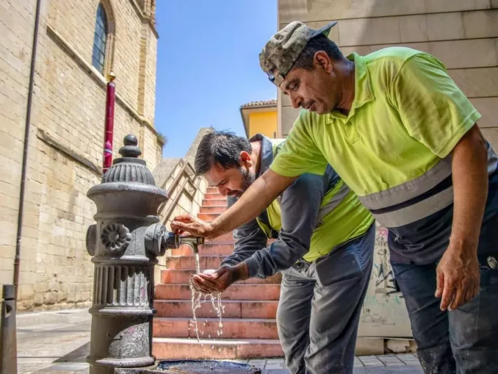 La primera ola de calor del verano activa la protección laboral frente a temperaturas de hasta 42 ºC