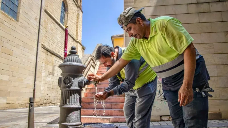 La primera ola de calor del verano activa la protección laboral frente a temperaturas de hasta 42 ºC