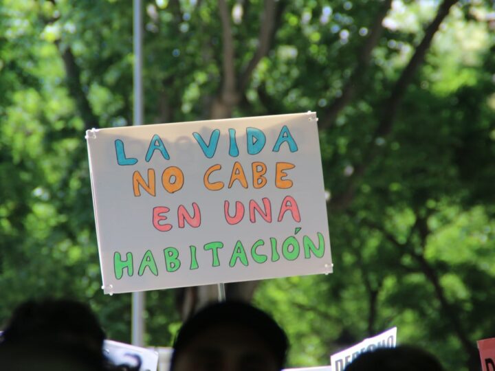 La crisis de la vivienda está erosionando la salud mental de la población joven