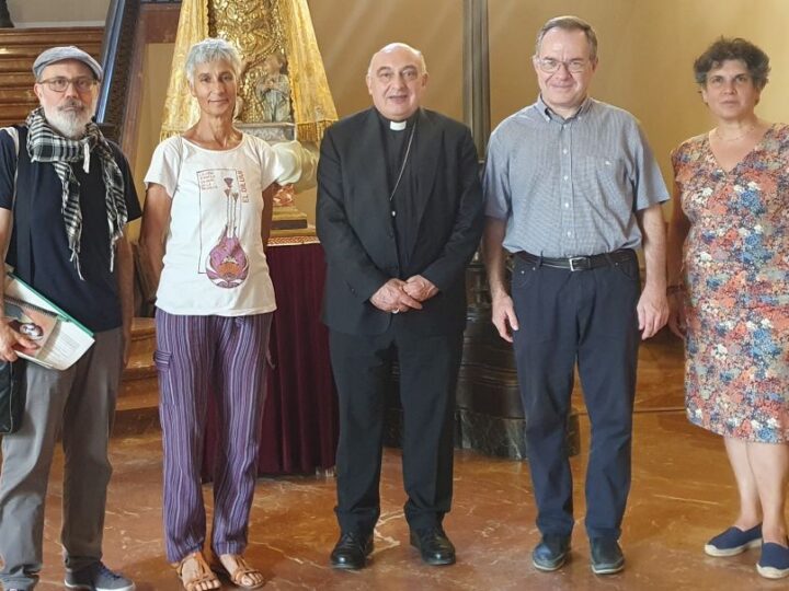 La HOAC de Valencia ofrece su experiencia en Doctrina Social de la Iglesia para formar a parroquias y entidades de la diócesis