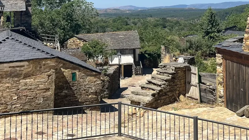 El país de los 30 minutos: España aprueba una estrategia para vivir en un pueblo con todos los derechos