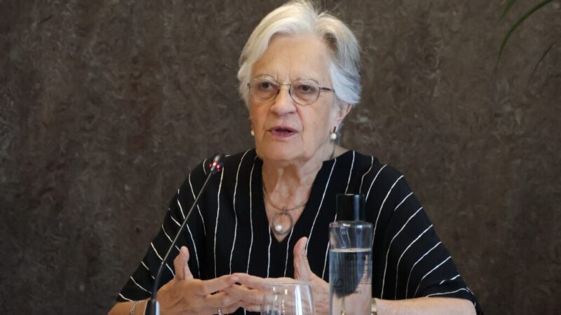 Victoria Camps: La democracia se debilita cuando la ciudadanía deja de preguntarse qué debe hacer
