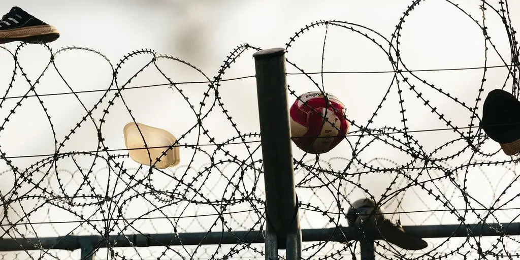 Ceuta, espejo de una humanidad sin rumbo: Cuando la inmigración se convierte en arma política y los migrantes dejan de ser personas.