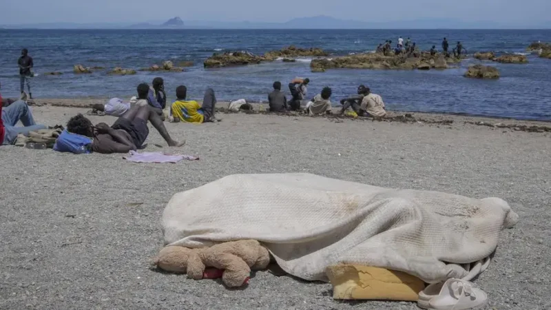Caminando Fronteras eleva a 141 las víctimas de la crisis fronteriza en Ceuta