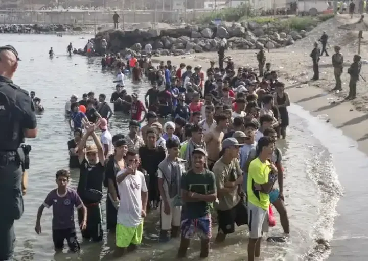 El papa León XIV, el presidente de los obispos españoles y el Servicio Jesuita a Migrantes se pronuncian sobre la crisis de la frontera sur