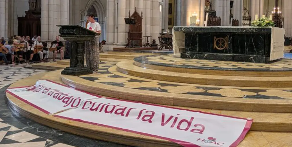 Sepulcros blanqueados