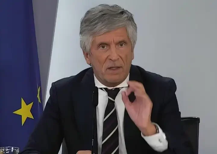 El Gobierno endurecerá las leyes de extranjería y asilo en línea con el Pacto Europeo de Migraciones