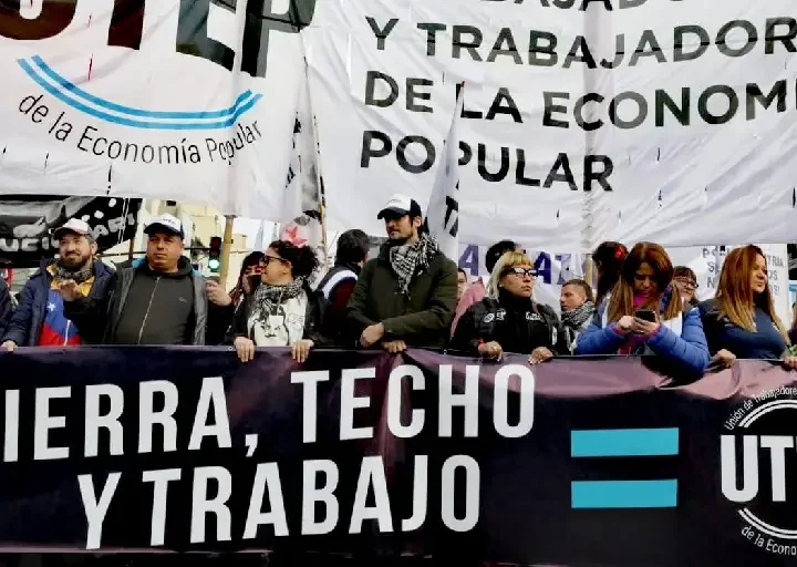 Movimientos populares y sindicatos de Argentina marchan en San Cayetano en demanda de “paz, pan, tierra, techo y trabajo”