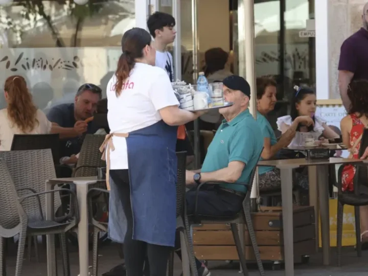 León XIV pide crear condiciones para que el trabajo no impida vivir el domingo