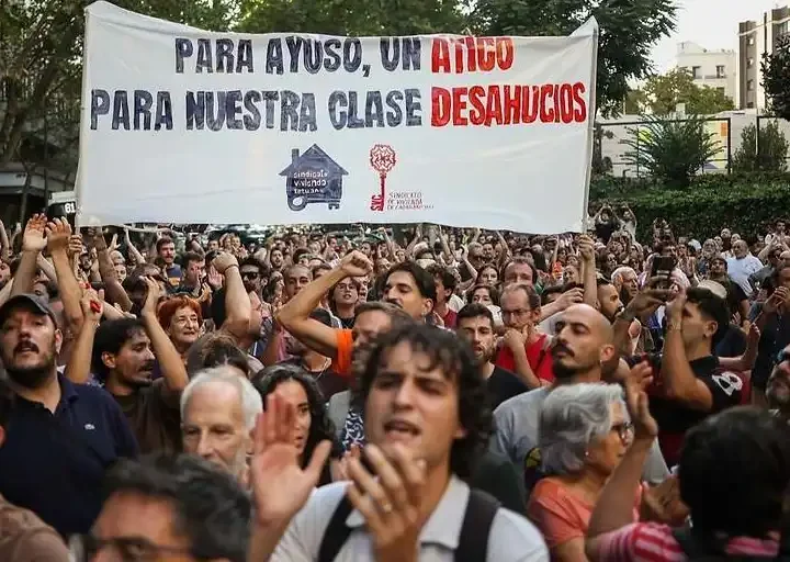 Aumenta la presión para aprobar la legislación contra los desahucios