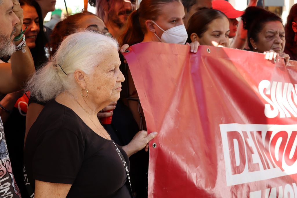 Desahuciada y viviendo en la calle a los 72 años pese a cobrar una pensión