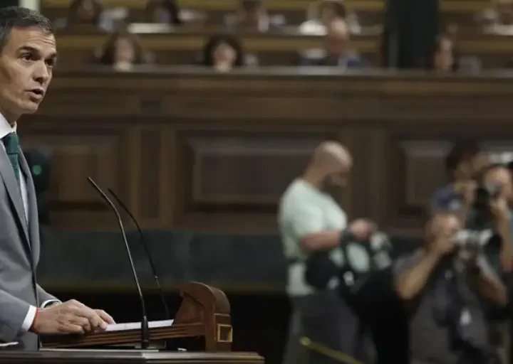 La batalla política por Ceuta vuelve a eclipsar el drama humano en la frontera