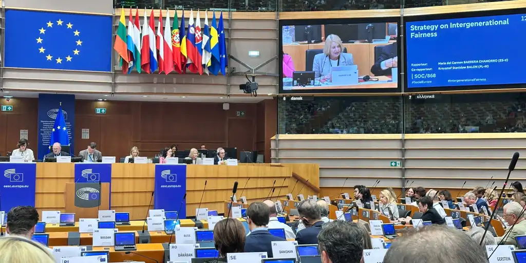 UGT reclama la incorporación de la equidad intergeneracional a las políticas de la UE