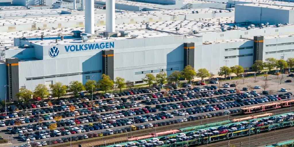 Volkswagen anuncia 50.000 despidos en Alemania y amenaza la continuidad de Seat