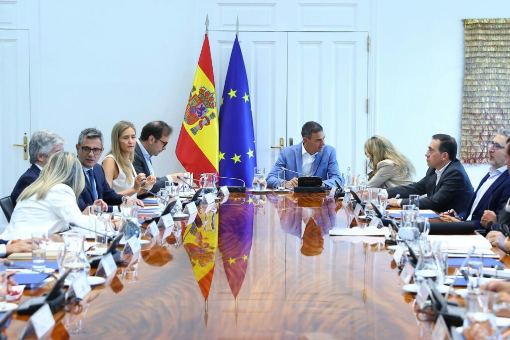 Ni estado de alarma ni excepción: qué es la “situación de interés para la seguridad nacional” activada en Ceuta