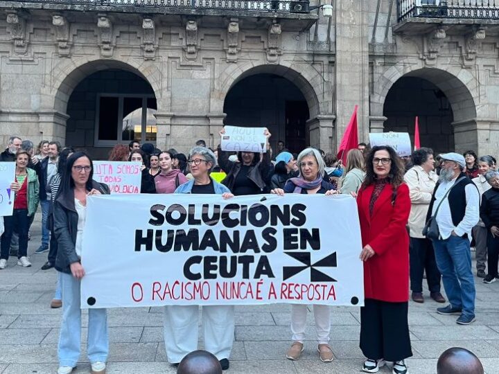 Una concentración en Lugo reclama “soluciones humanas” para Ceuta y rechaza el racismo