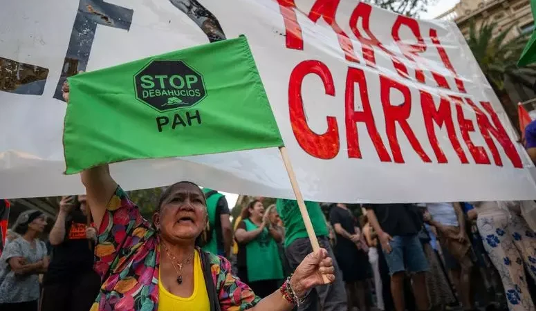 Cuando atacan los fondos buitre, luchamos unidas las gentes