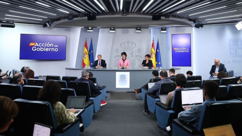 El primer “martes social” refuerza los cuidados y la protección familiar y destina 225 millones a vivienda