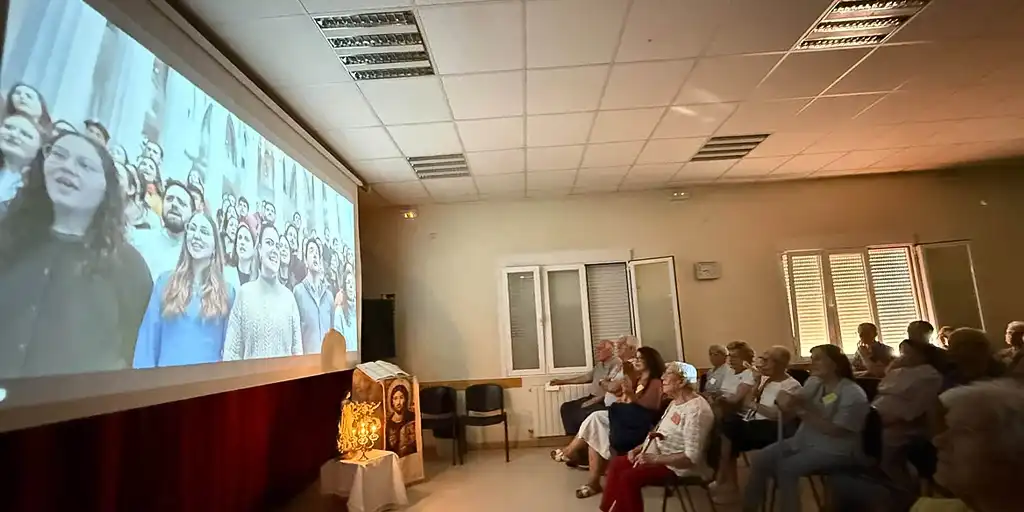 La experiencia de la HOAC llega a una parroquia de barrio obrero en clave sinodal