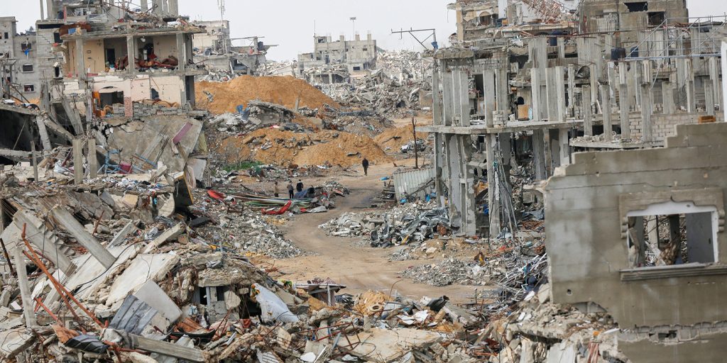 Más de cien ONG denuncian que el alto el fuego en Gaza “solo existe sobre el papel”