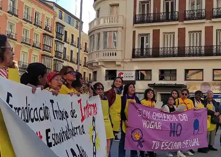 Más de 30 organizaciones reclaman una reforma de los cuidados que garantice los derechos de quienes cuidan